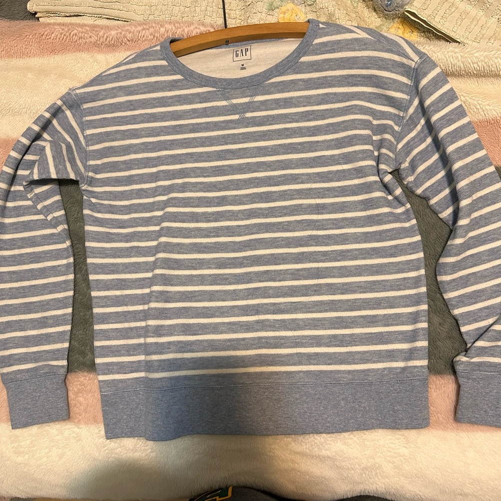 GAP Long Sleeve size medium